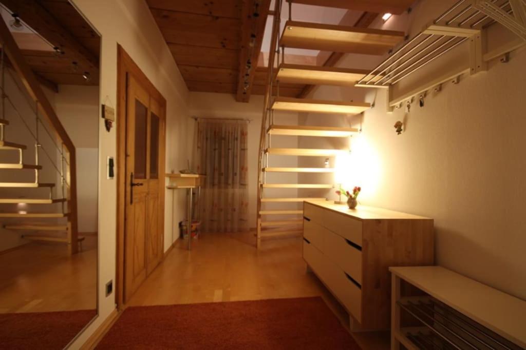 Komfort-Ferienwohnung "Zur Schmiedebruecke" โกรสเชอเนา ภายนอก รูปภาพ